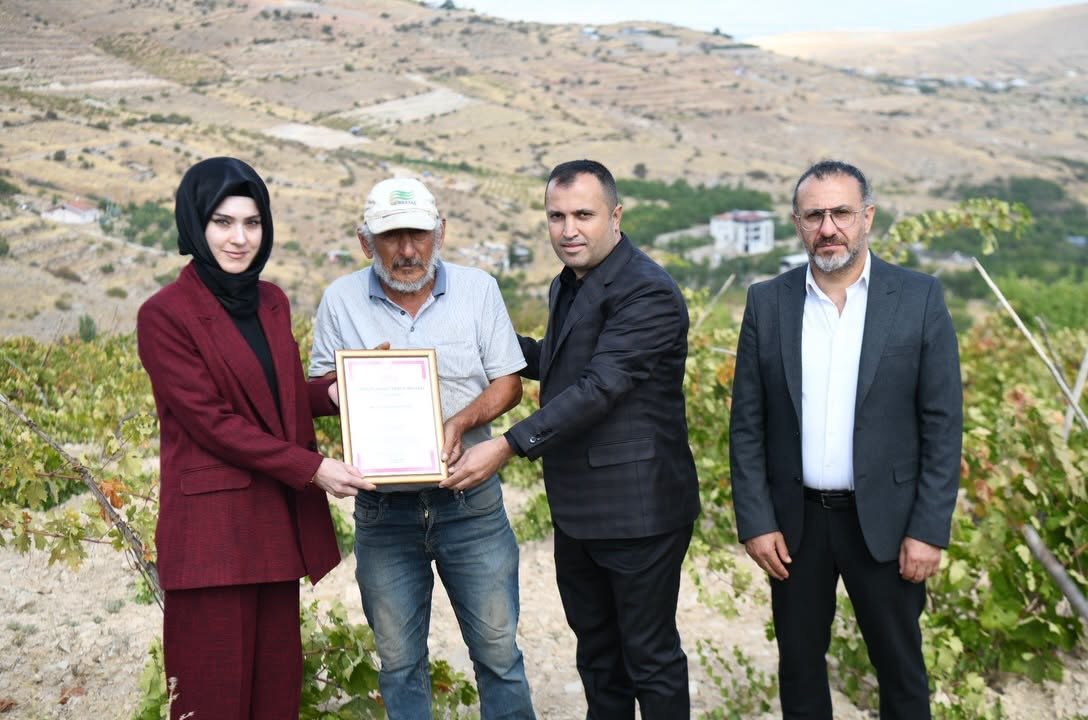 Yeşilyurt’un Değerleri Projesinin Yeni Durağı Banazı Oldu